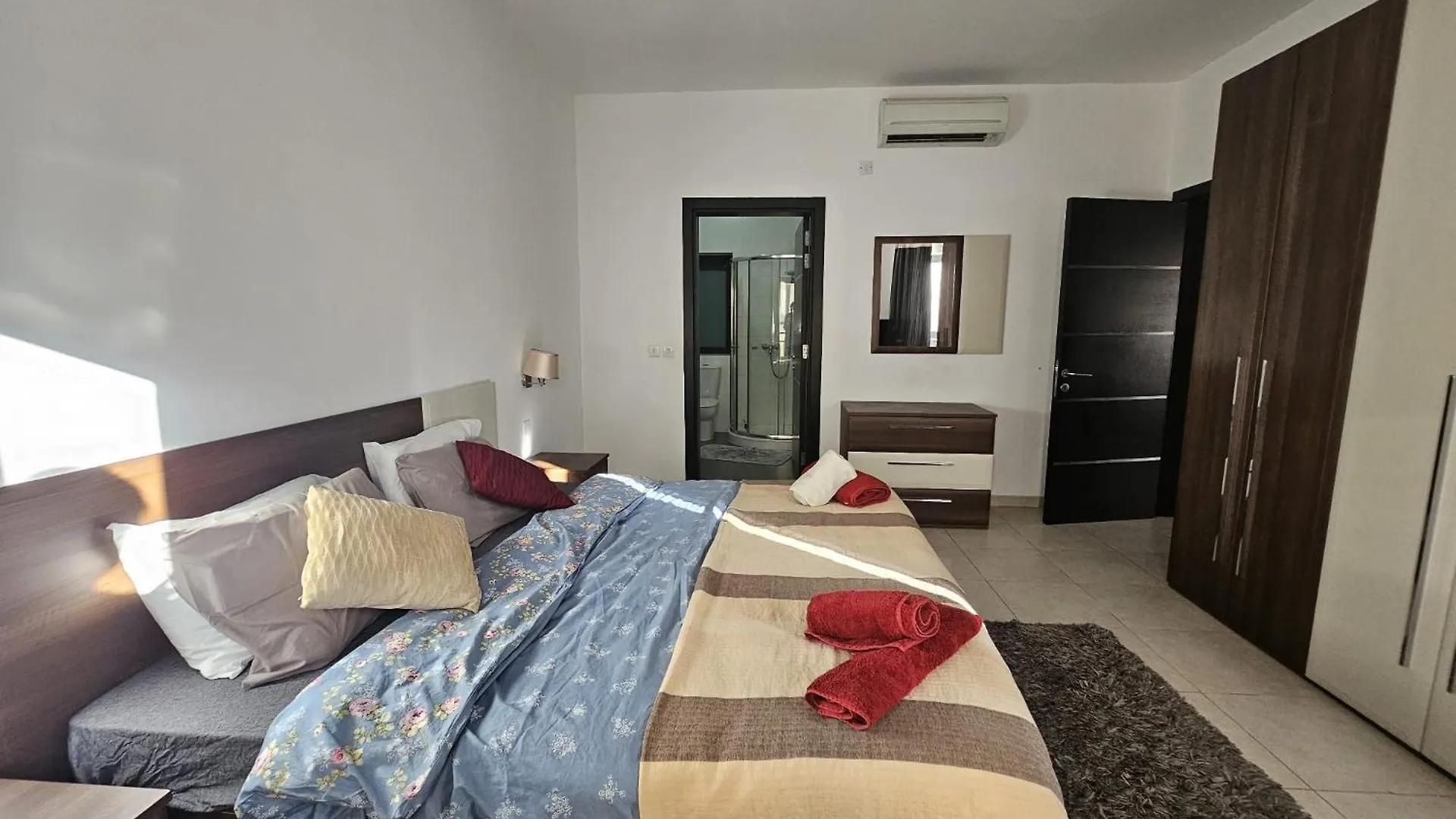 Spinola Bay View In St Julians 3 Bedrooms Saint Julian's Μάλτα